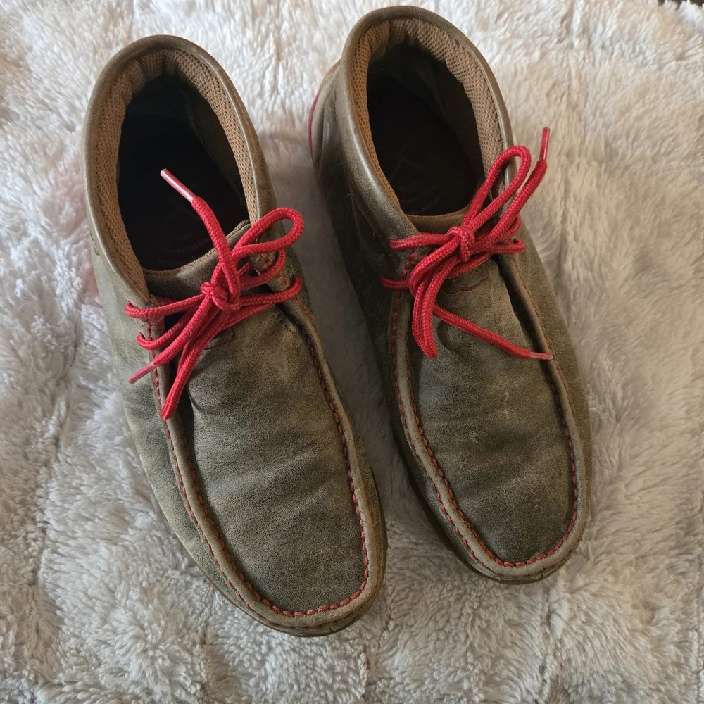 Twisted X Olive Chukka Boots with Red Laces Size 7.5